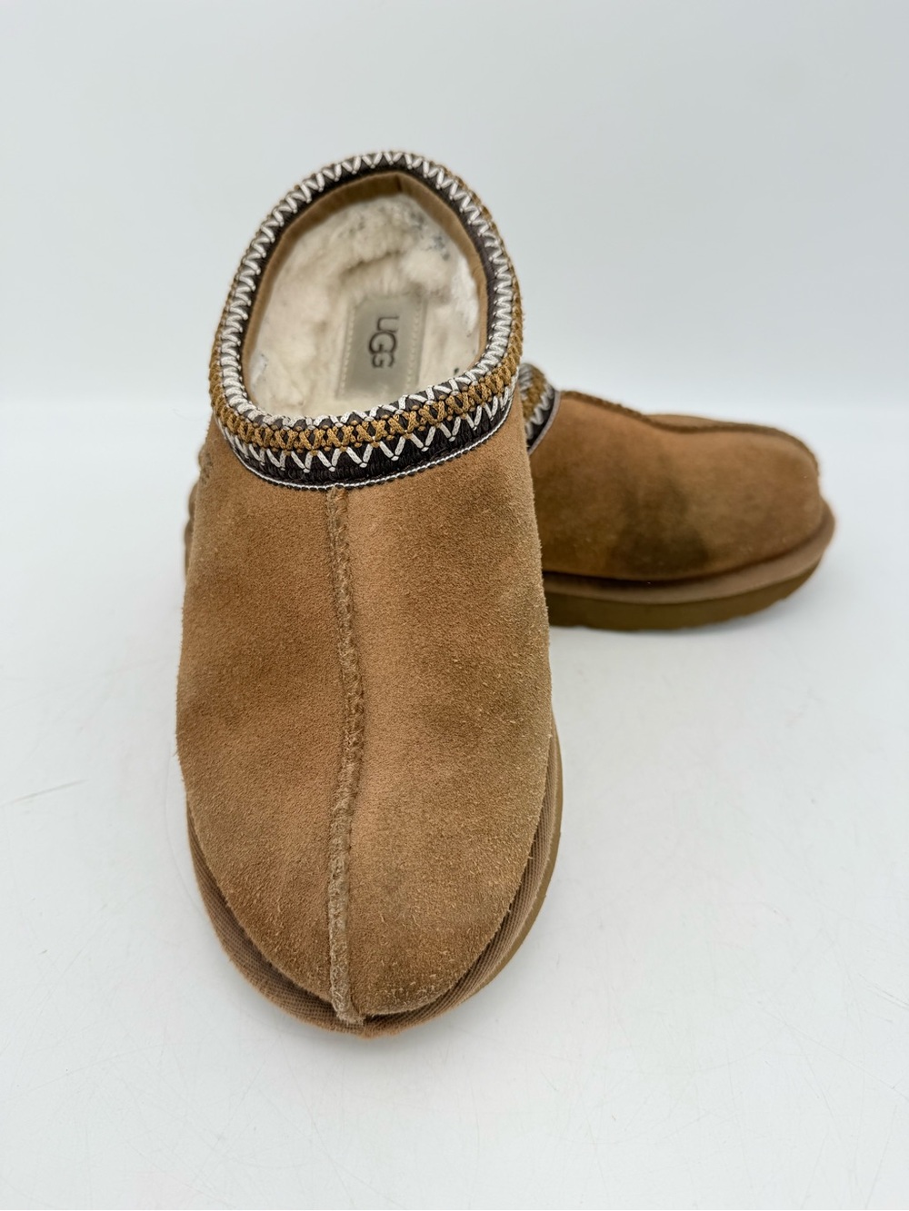 UGG Chestnut Suede Slip-On Mule - size 8us